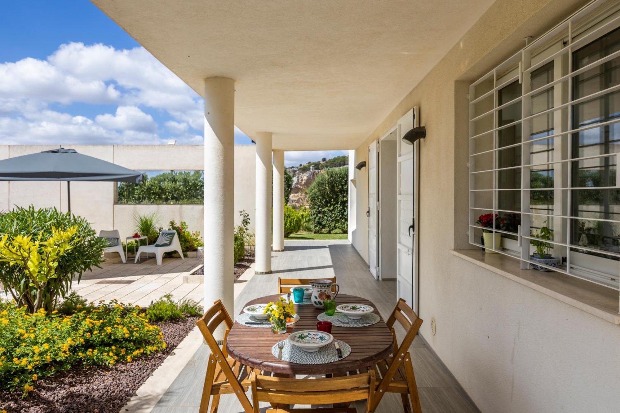 אלקאמו Villa Bonifato Vista Sulle Campagne E Sul Mare Siciliano Cozy House Italy מראה חיצוני תמונה